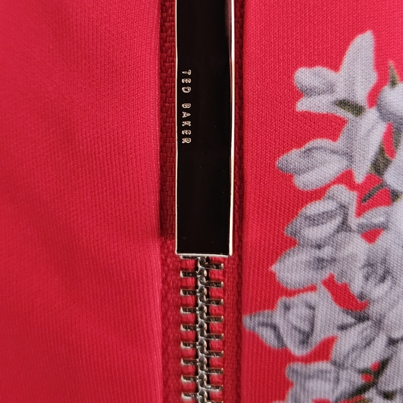 TED BAKER London Red Sleeveless Floral V- Neck Fit & Flare Dress Size 4 - Picture 8 of 10